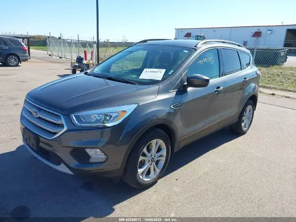 1FMCU9GD2HUD47585 2017 FORD ESCAPE - Image 2