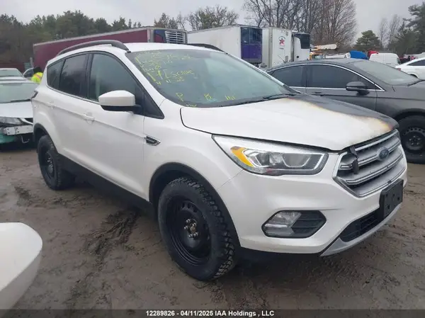 1FMCU9GD2HUD63110 2017 FORD ESCAPE - Image 1