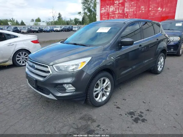 1FMCU9GD2HUD68369 2017 FORD ESCAPE - Image 2