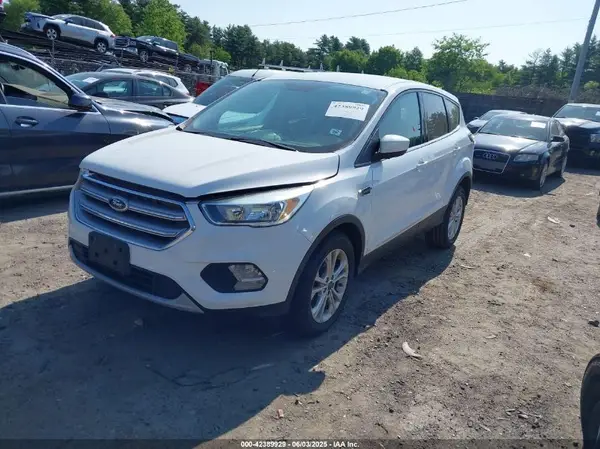 1FMCU9GD2HUD80571 2017 FORD ESCAPE - Image 2