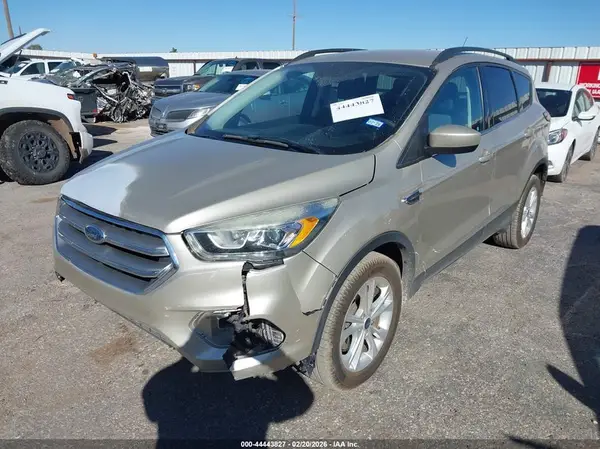 1FMCU9GD2HUE22852 2017 FORD ESCAPE - Image 2