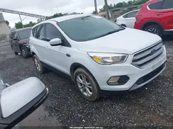 1FMCU9GD2HUE48772 2017 FORD ESCAPE