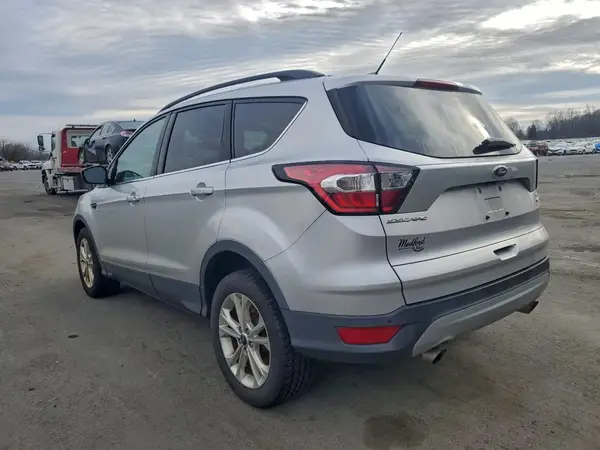 1FMCU9GD2HUE76586 2017 FORD ESCAPE - Image 2