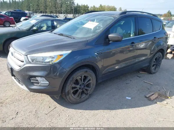 1FMCU9GD2JUA04880 2018 FORD ESCAPE - Image 2