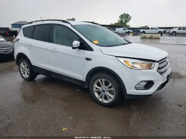 1FMCU9GD2JUA25275 2018 FORD ESCAPE - Image 1