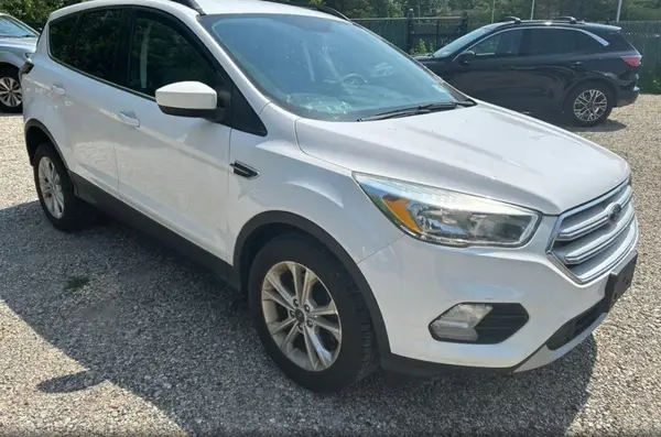 1FMCU9GD2JUA26555 2018 FORD ESCAPE - Image 1