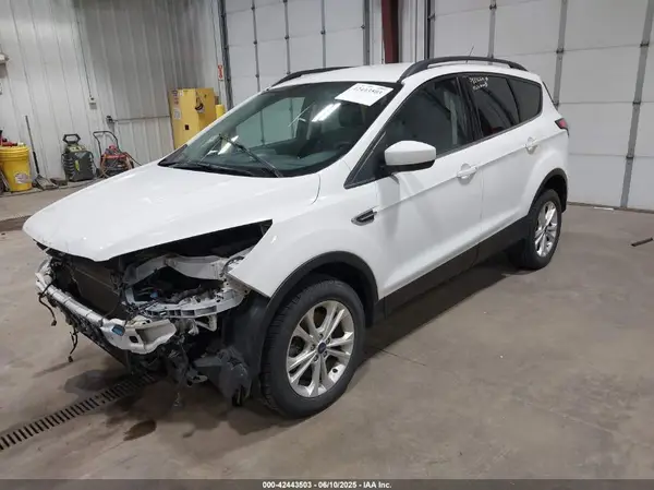 1FMCU9GD2JUA47227 2018 FORD ESCAPE - Image 2