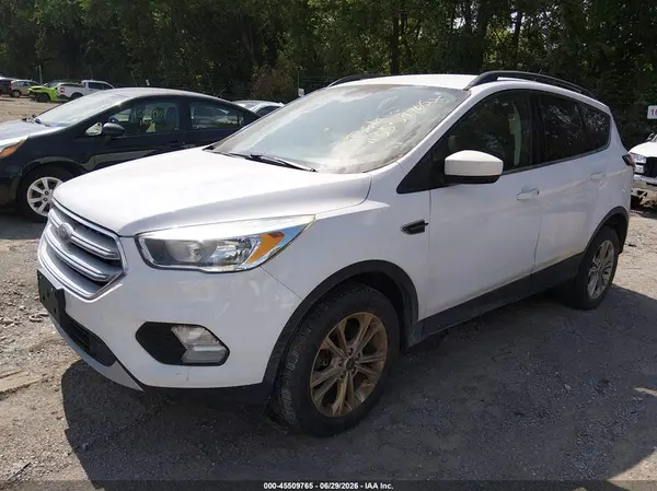 1FMCU9GD2JUA58390 2018 FORD ESCAPE - Image 2