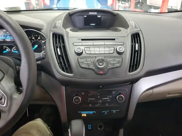 1FMCU9GD2JUA75853 2018 FORD ESCAPE - Image 1