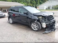 1FMCU9GD2JUA83659 2018 FORD ESCAPE