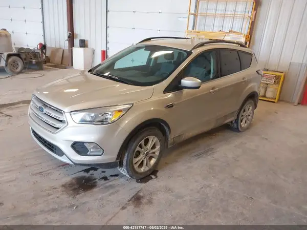 1FMCU9GD2JUA90854 2018 FORD ESCAPE - Image 2