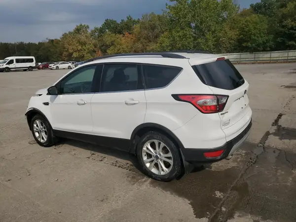 1FMCU9GD2JUA94810 2018 FORD ESCAPE - Image 2
