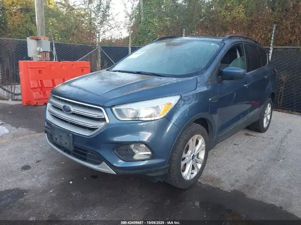 1FMCU9GD2JUB14845 2018 FORD ESCAPE - Image 2