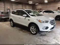 1FMCU9GD2JUB18460 2018 FORD ESCAPE