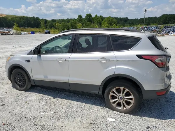 1FMCU9GD2JUB28549 2018 FORD ESCAPE - Image 2