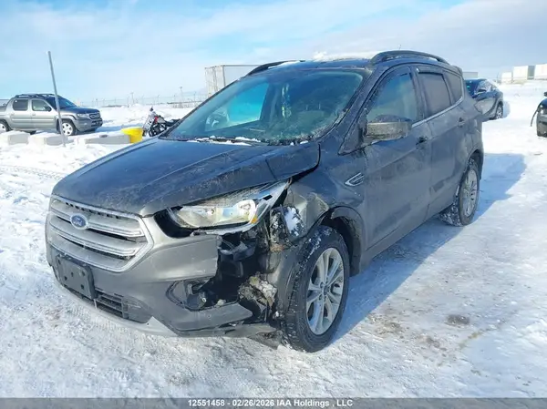1FMCU9GD2JUB30107 2018 FORD ESCAPE - Image 2