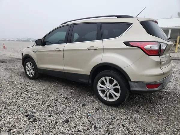 1FMCU9GD2JUB69389 2018 FORD ESCAPE - Image 2