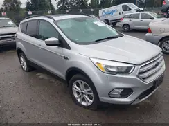 1FMCU9GD2JUB74818 2018 FORD ESCAPE