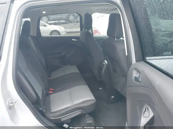 1FMCU9GD2JUB74818 2018 FORD ESCAPE - Image 8