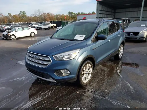 1FMCU9GD2JUB76617 2018 FORD ESCAPE - Image 2