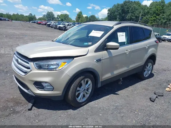 1FMCU9GD2JUB94440 2018 FORD ESCAPE - Image 2