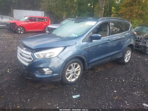 1FMCU9GD2JUC24911 2018 FORD ESCAPE - Image 2