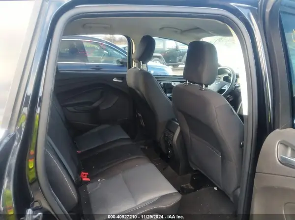 1FMCU9GD2JUC25413 2018 FORD ESCAPE - Image 8