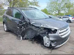 1FMCU9GD2JUC25962 2018 FORD ESCAPE