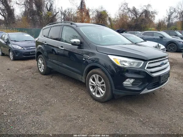 1FMCU9GD2JUC28148 2018 FORD ESCAPE - Image 1