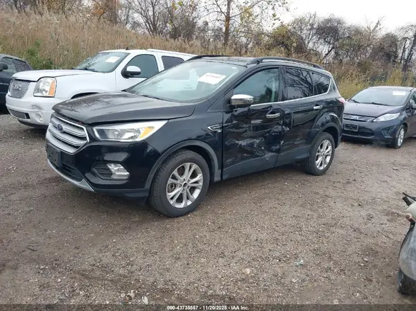 1FMCU9GD2JUC28148 2018 FORD ESCAPE - Image 2