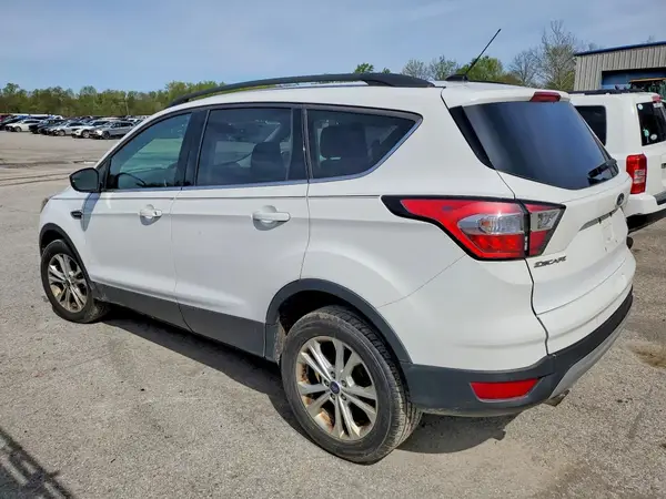 1FMCU9GD2JUC29378 2018 FORD ESCAPE - Image 2