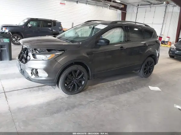 1FMCU9GD2JUC34600 2018 FORD ESCAPE - Image 2