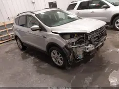 1FMCU9GD2JUC37156 2018 FORD ESCAPE