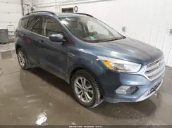 1FMCU9GD2JUC37478 2018 FORD ESCAPE