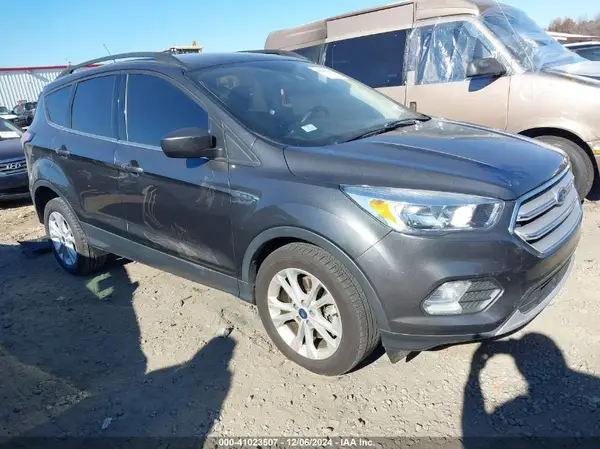 1FMCU9GD2JUC37528 2018 FORD ESCAPE - Image 1