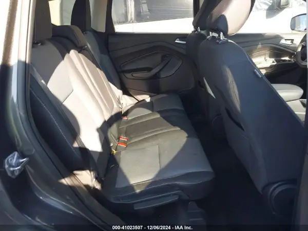 1FMCU9GD2JUC37528 2018 FORD ESCAPE - Image 8