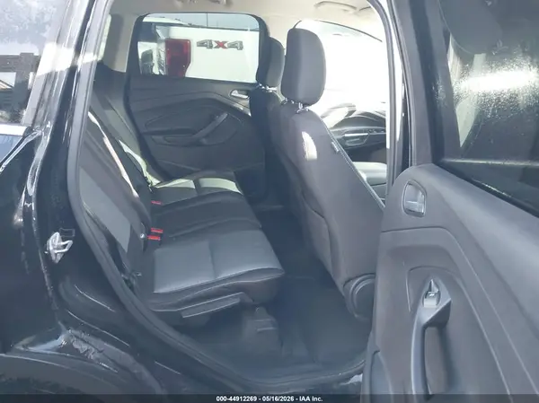 1FMCU9GD2JUC38758 2018 FORD ESCAPE - Image 8