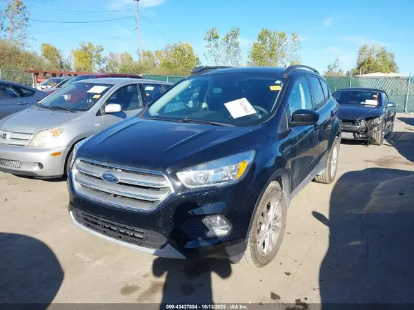 1FMCU9GD2JUC57424 2018 FORD ESCAPE - Image 2