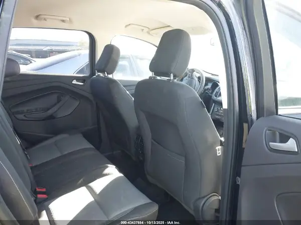 1FMCU9GD2JUC57424 2018 FORD ESCAPE - Image 8