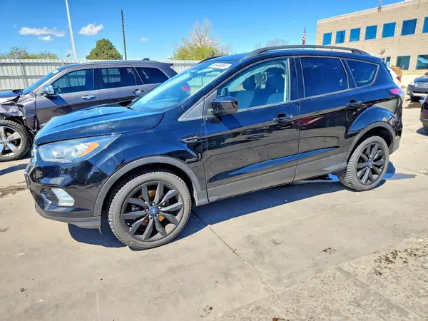 1FMCU9GD2JUC59707 2018 FORD ESCAPE - Image 1