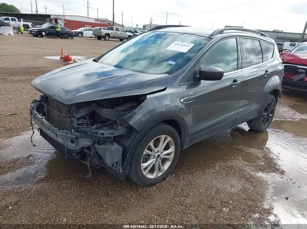 1FMCU9GD2JUC61652 2018 FORD ESCAPE - Image 2
