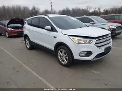 1FMCU9GD2JUC77186 2018 FORD ESCAPE
