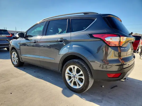 1FMCU9GD2JUC80220 2018 FORD ESCAPE - Image 2