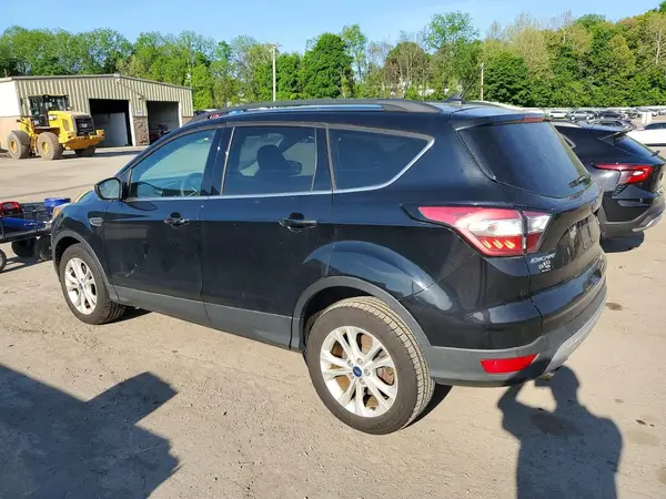 1FMCU9GD2JUC84218 2018 FORD ESCAPE - Image 2