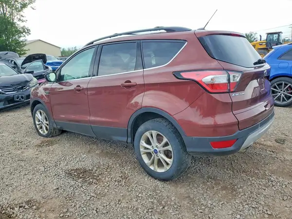 1FMCU9GD2JUC84395 2018 FORD ESCAPE - Image 2
