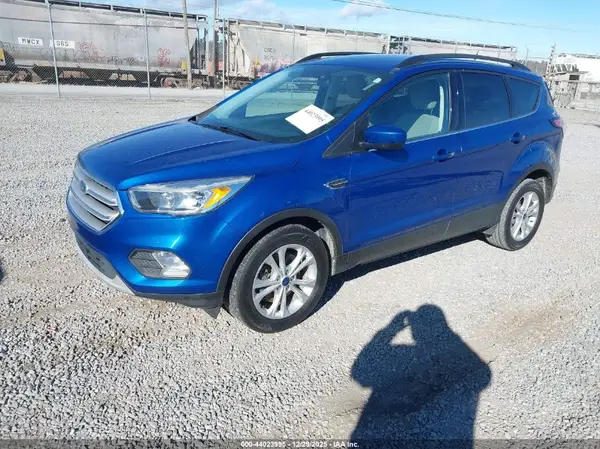 1FMCU9GD2JUC87152 2018 FORD ESCAPE - Image 2