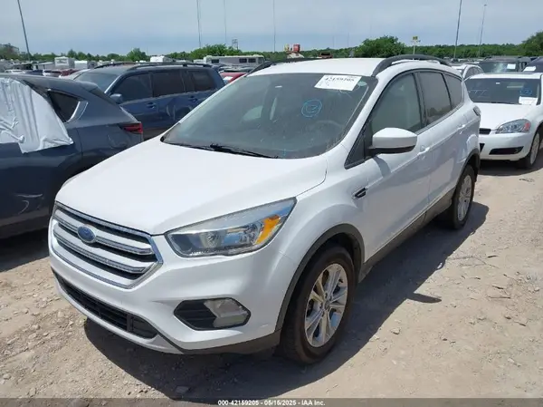 1FMCU9GD2JUD00479 2018 FORD ESCAPE - Image 2