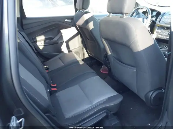 1FMCU9GD2JUD06587 2018 FORD ESCAPE - Image 8
