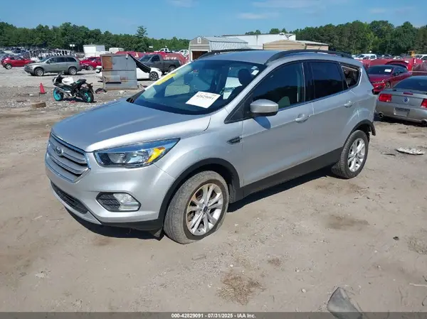 1FMCU9GD2JUD17119 2018 FORD ESCAPE - Image 2