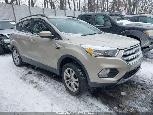 1FMCU9GD2JUD17167 2018 FORD ESCAPE - Image 1